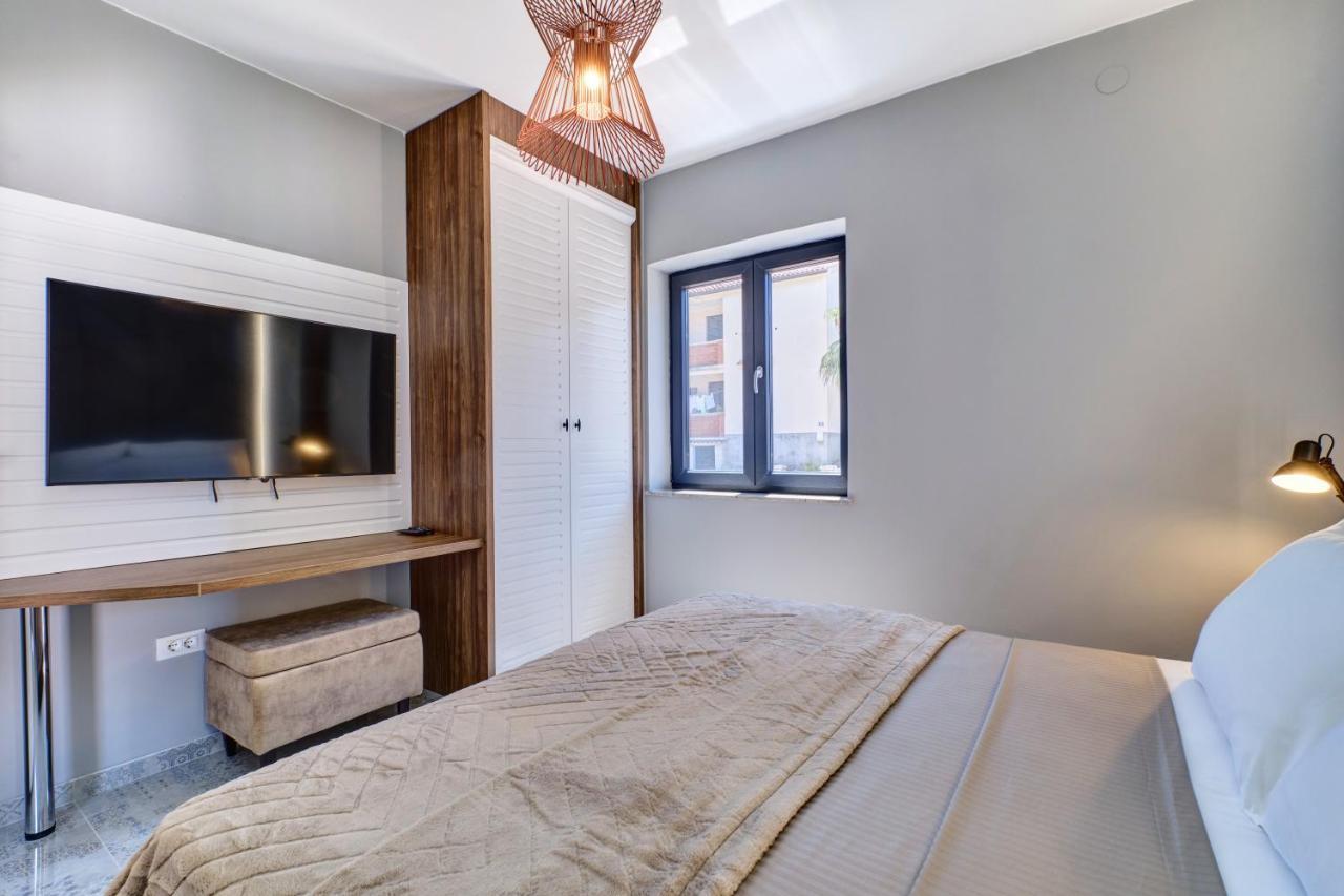 Luxury Apartments Mali Losinj Luaran gambar